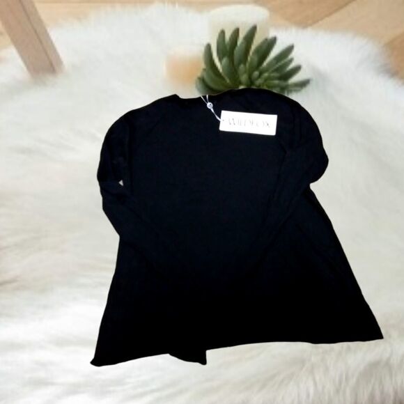 WILDFOX COUTURE GOLD CRESTED WILDFOX LOGO BLACK LONG SLEEVE LIGHTWEIGHT SWEATER - Picture 11 of 13